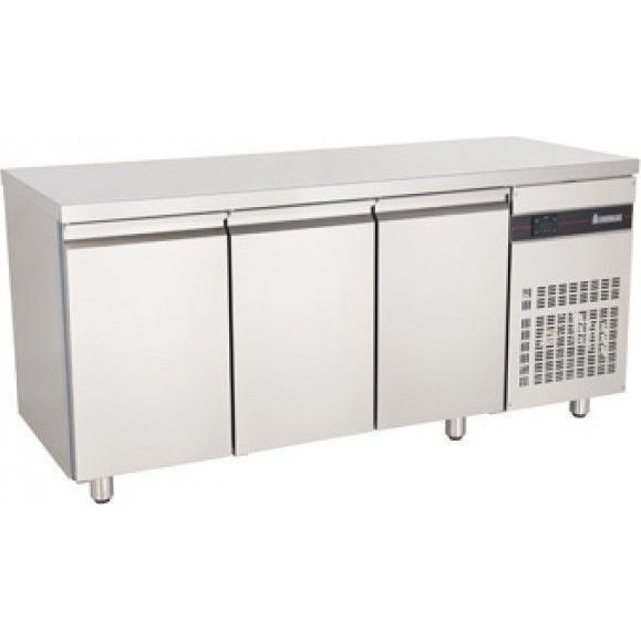 inomak-clover-fridge-workbench-3-doors